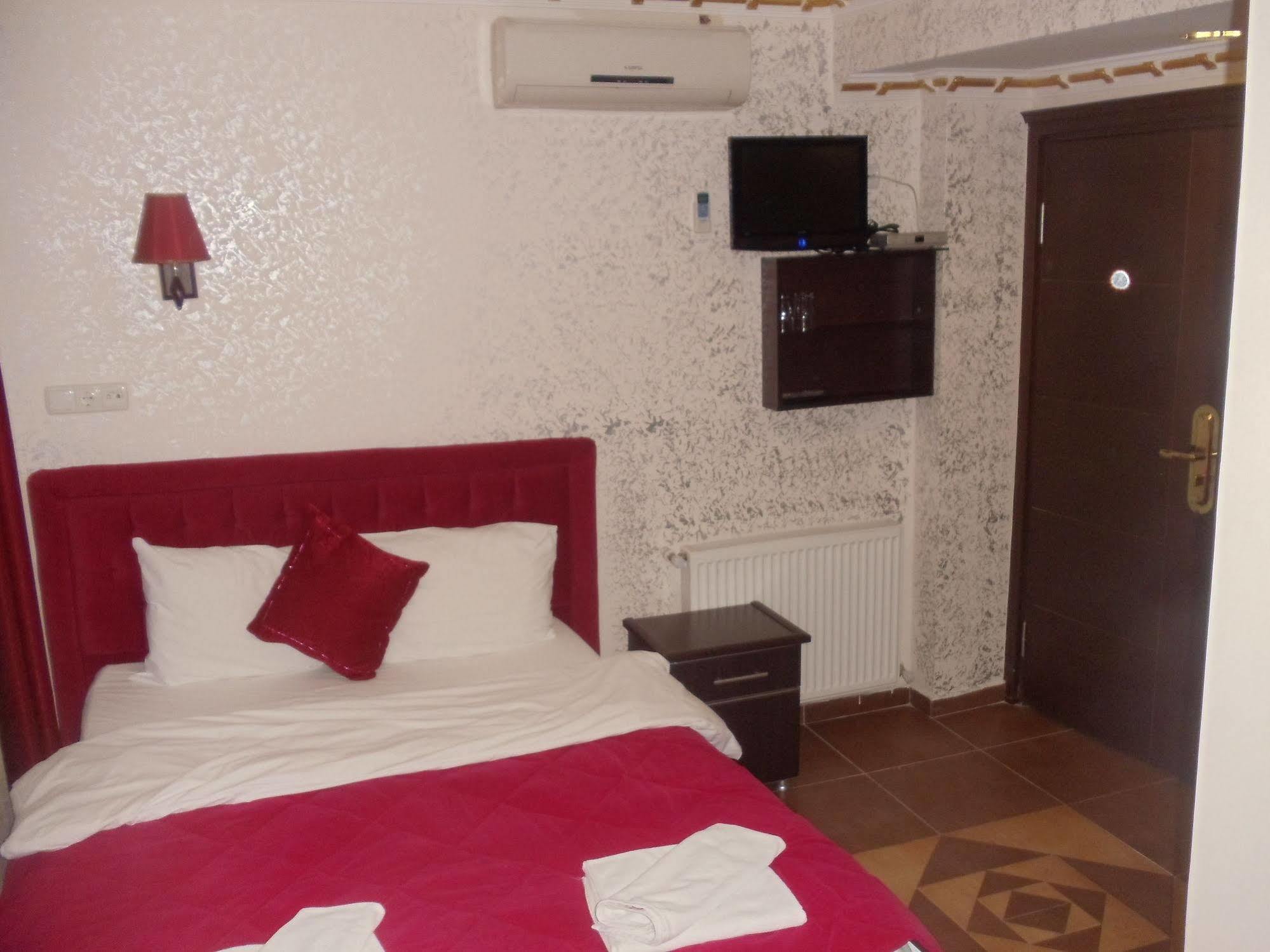 Hotel Ares Istanboel